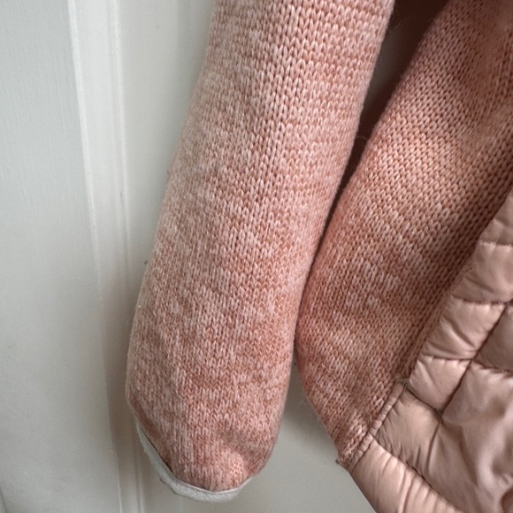 Michael Kors 3T Girls Blush Puffer Jacket with Faux Fur Hood - Picture 6 of 11